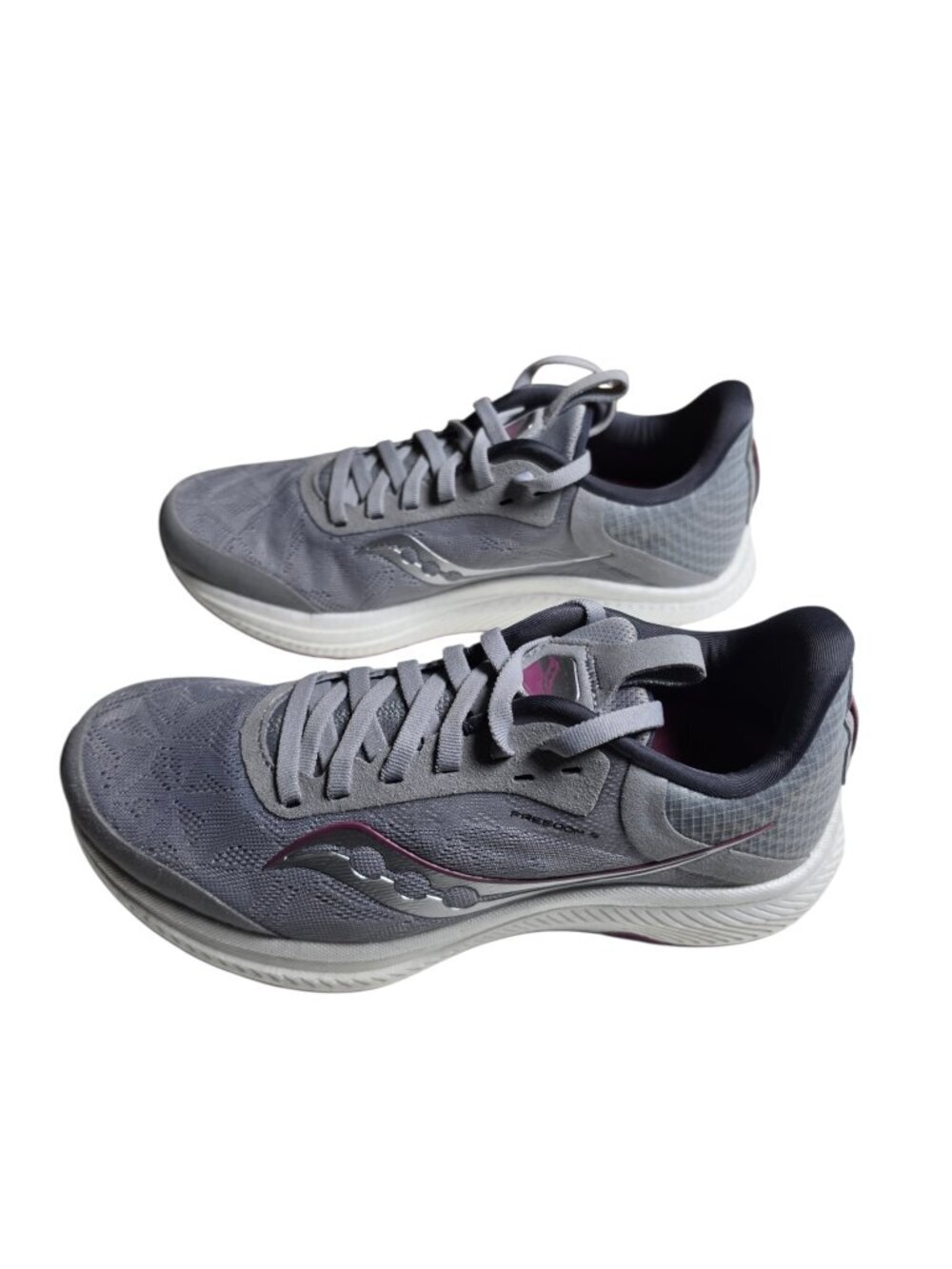 NWIB Saucony Freedom 5 Women's Trainer Shoes Sz 6
